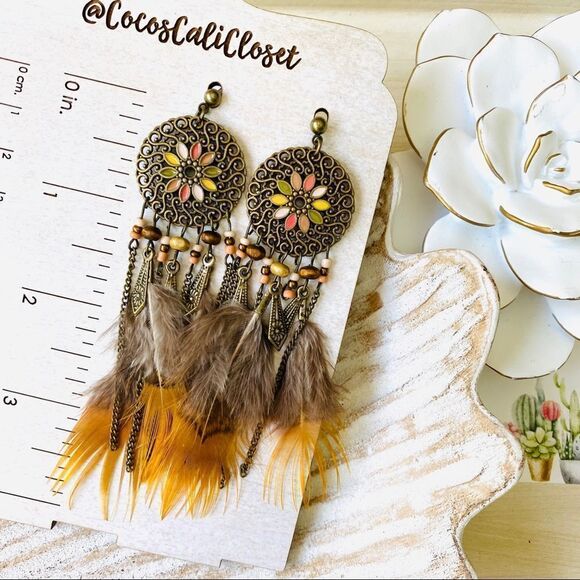 Boho Dreamcatcher Feather Drop Earrings NWT - Picture 5 of 7